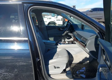 2017 Audi Q7 3.0T Premium из США, поврежденный, VIN WA1LAAF70HD049251